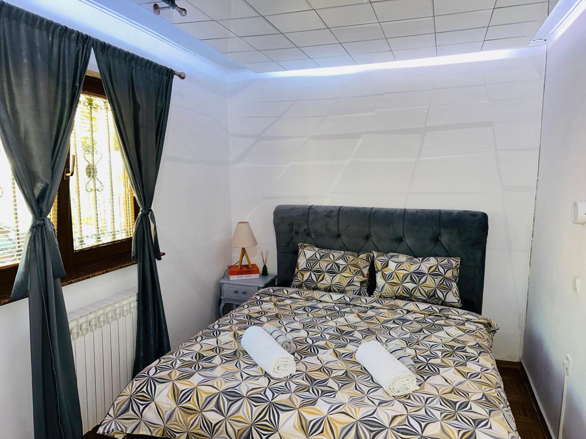 Hedonist Spa Jacuzzi Sarajevo Free Parking Luaran gambar