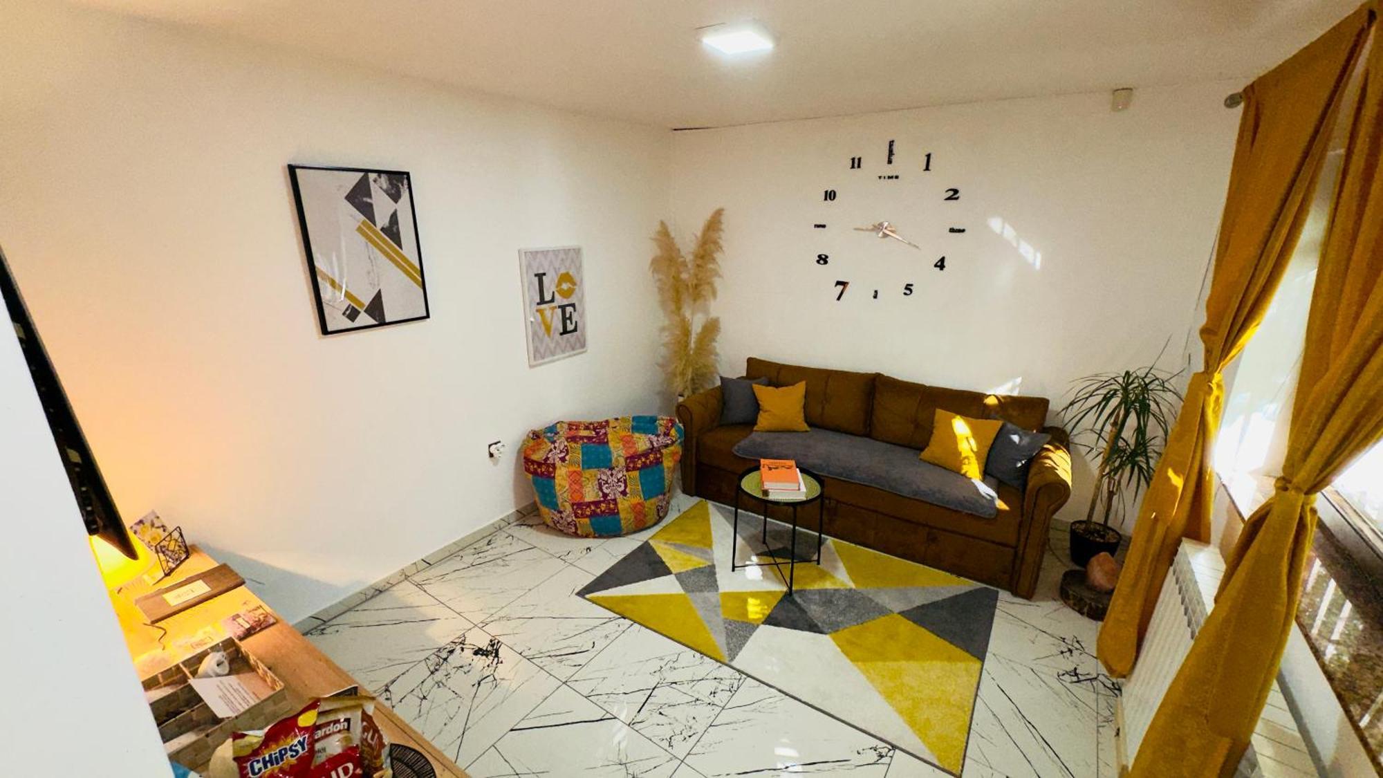 Hedonist Spa Jacuzzi Sarajevo Free Parking Luaran gambar