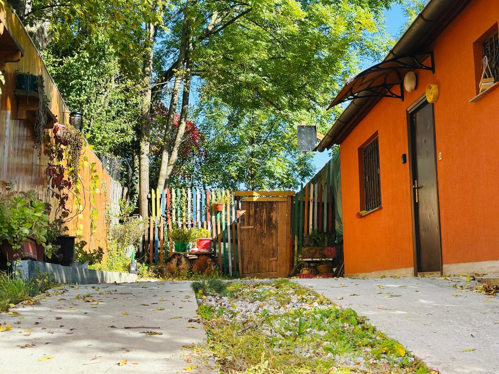 Hedonist Spa Jacuzzi Sarajevo Free Parking Luaran gambar